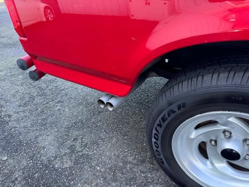 Used 1993 Ford F150 Lightning RWD image 39