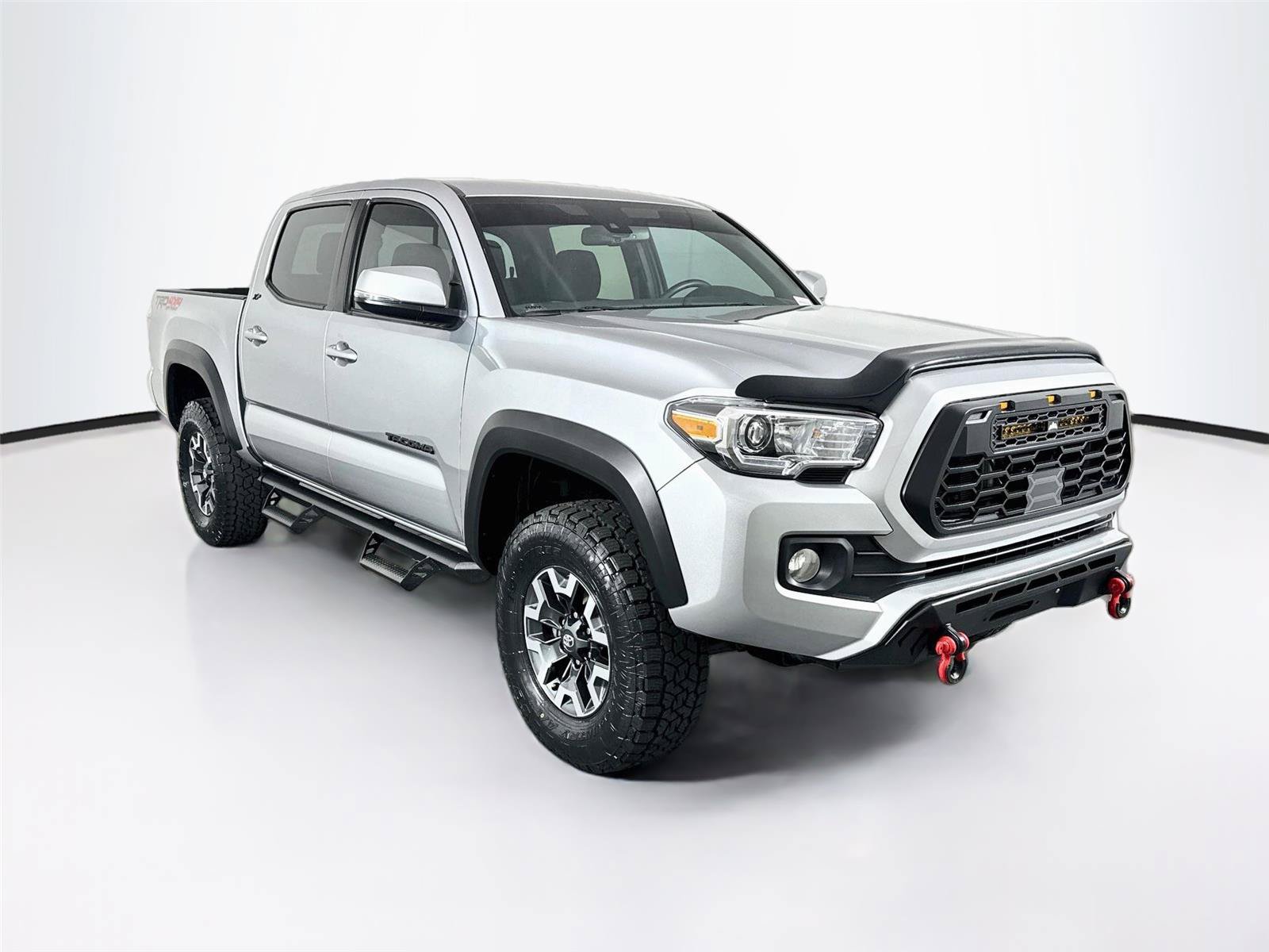 Certified 2023 Toyota Tacoma TRD Off-Road AWD/4WD image 8