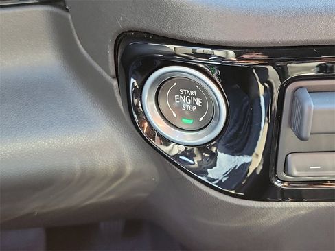 Certified 2024 Chevrolet Silverado 1500 ZR2 w/ Technology Package image 16