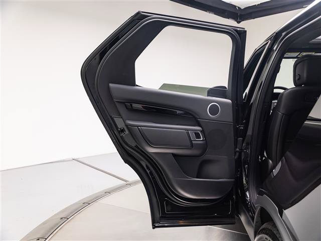 New 2026 Land Rover Discovery S AWD/4WD image 25