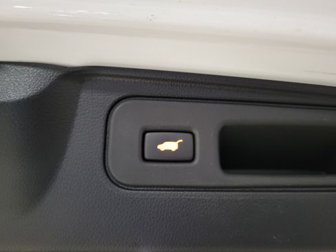 Used 2025 Honda Passport Black Edition image 10