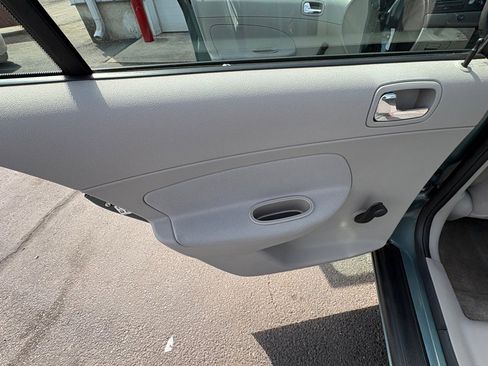 Used 2009 Chevrolet Cobalt LS image 12