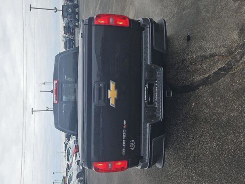 Used 2018 Chevrolet Colorado Z71 image 39