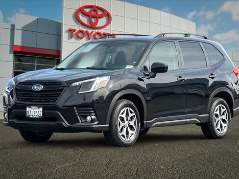 Used 2022 Subaru Forester Premium AWD/4WD image 7