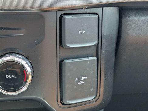 Used 2024 Ford F250 Platinum w/ Tremor Off-Road Package AWD/4WD image 24