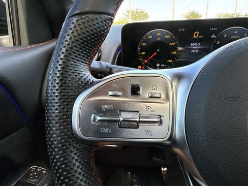 Certified 2023 Mercedes-Benz GLB 250 image 30