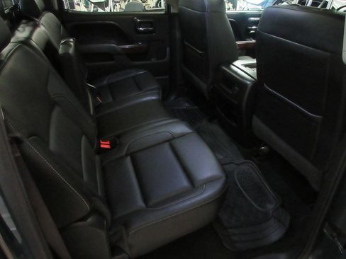 Used 2017 GMC Sierra 1500 SLT image 18