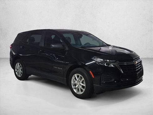 Used 2024 Chevrolet Equinox LS FWD image 3