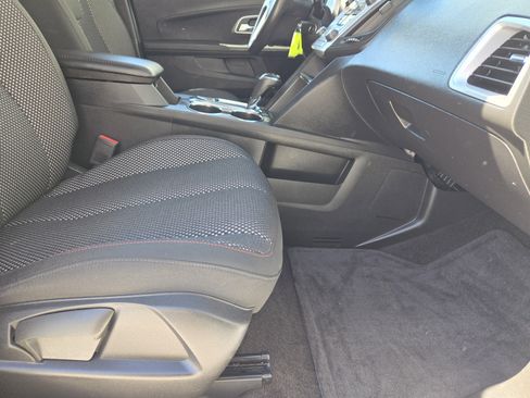 Used 2016 Chevrolet Equinox LT w/ Convenience Package image 15