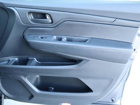 Used 2022 Honda Odyssey EX-L image 25