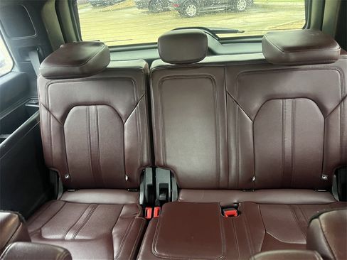 Used 2023 Ford Expedition Limited image 25