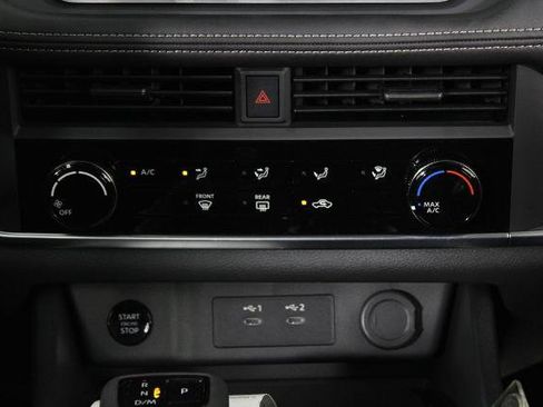 Certified 2025 Nissan Rogue S FWD image 22