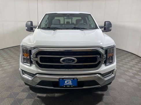 Used 2022 Ford F150 XLT w/ Equipment Group 302A High AWD/4WD image 3