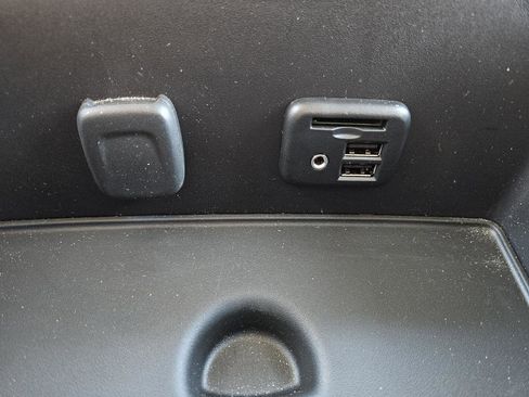 Used 2015 Chevrolet Silverado 2500 W/T image 38