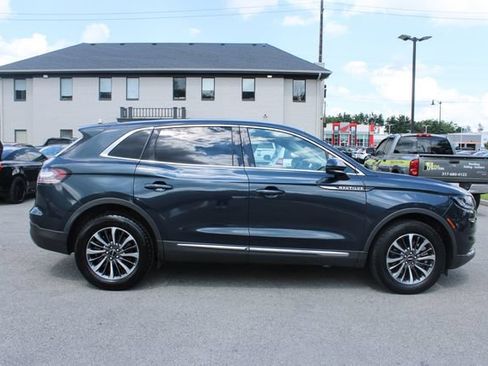Used 2023 Lincoln Nautilus AWD w/ Premium Package image 6