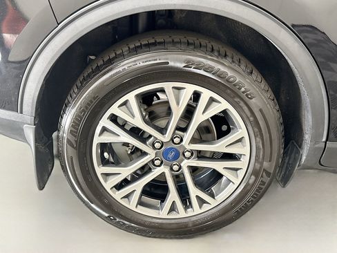 Used 2020 Ford Escape SEL image 33