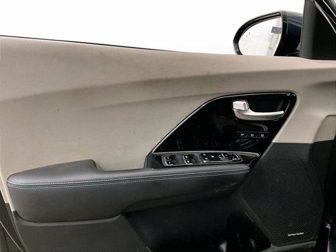 Used 2019 Kia Niro EX Premium w/ Sunroof Package FWD image 22