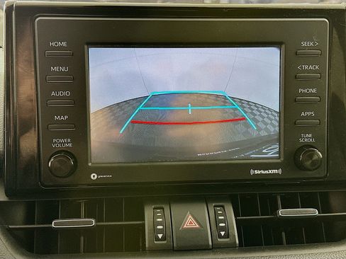 Used 2021 Toyota RAV4 XLE Premium image 22