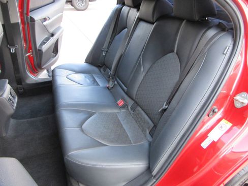 Used 2019 Toyota Camry XSE w/ Driver Assist Package FWD image 22