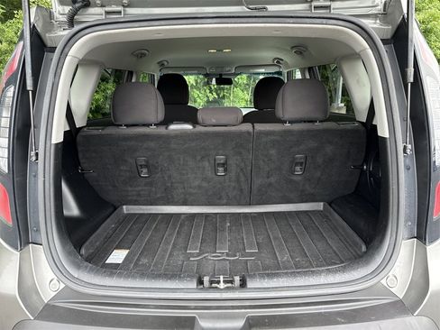 Used 2016 Kia Soul image 23