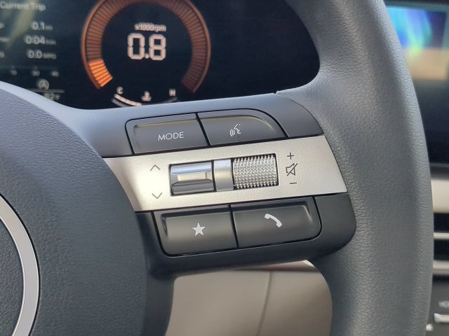 New 2025 Hyundai Tucson SE FWD image 24