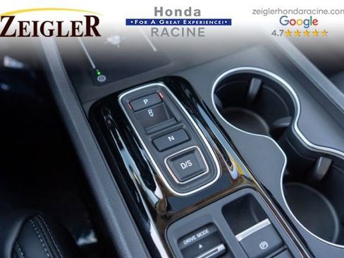 Used 2025 Honda Pilot Touring image 31