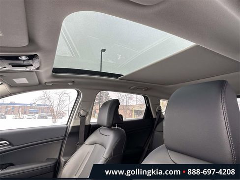 Certified 2025 Kia Sportage EX w/ EX Premium Package image 17