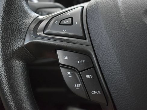 Used 2024 Ford Edge SE AWD/4WD image 18