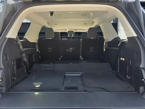 Used 2025 Ford Expedition Active image 8