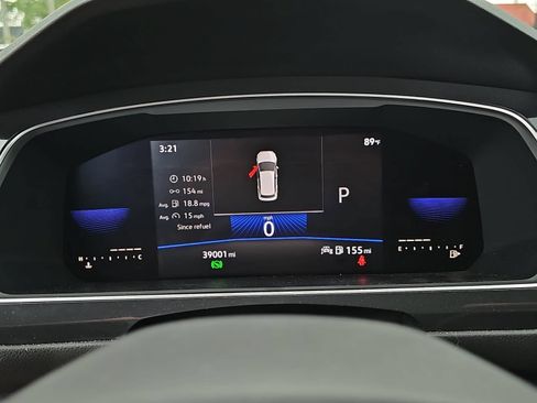 Used 2022 Volkswagen Tiguan S FWD image 17