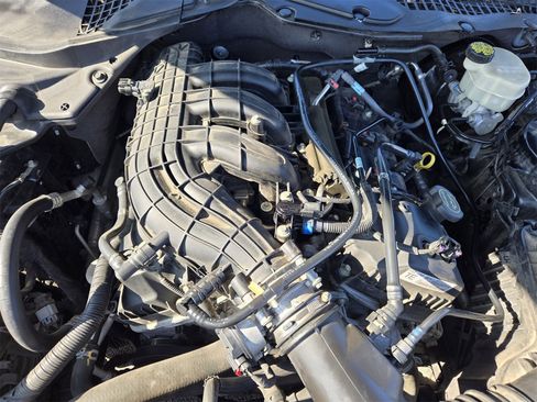 Used 2015 Ford Mustang Coupe image 29