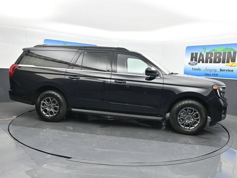 Used 2025 Ford Expedition Max Active AWD/4WD image 7