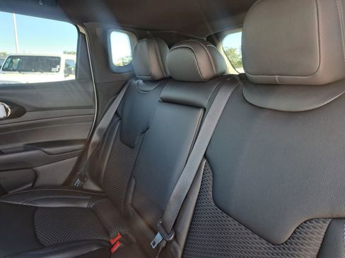 New 2026 Jeep Compass Latitude image 24