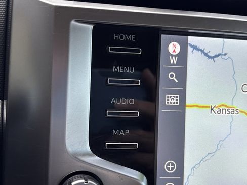 Used 2023 Toyota 4Runner Limited image 36