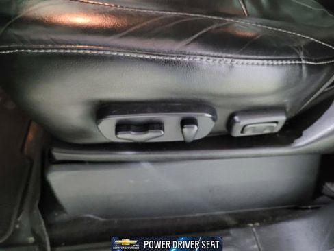 Used 2015 Nissan Armada Platinum image 34