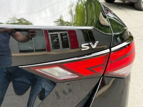 Used 2023 Nissan Sentra SV w/ All-Weather Package FWD image 33