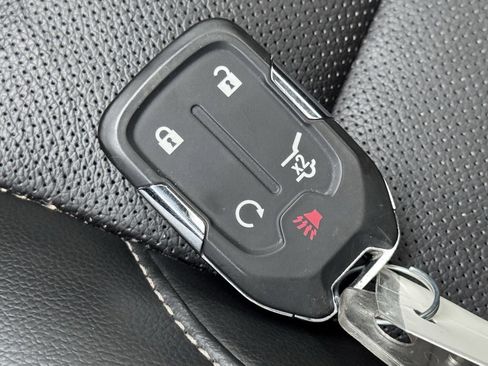 Used 2022 GMC Acadia SLT w/ Elevation Edition image 42