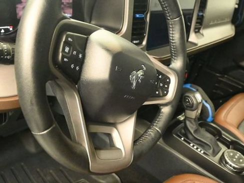 Certified 2023 Ford Bronco Outer Banks w/ Sasquatch Package AWD/4WD image 15