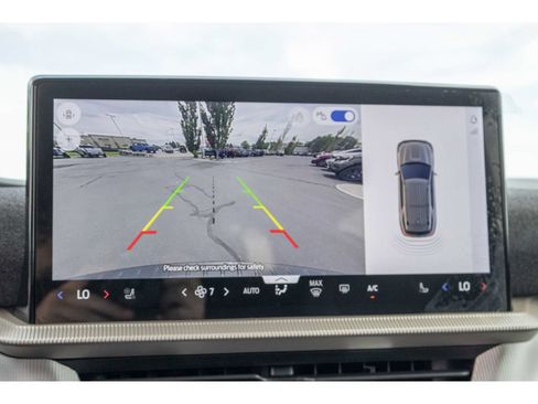 Used 2025 Ford Explorer Active w/ Active Comfort Package AWD/4WD image 25