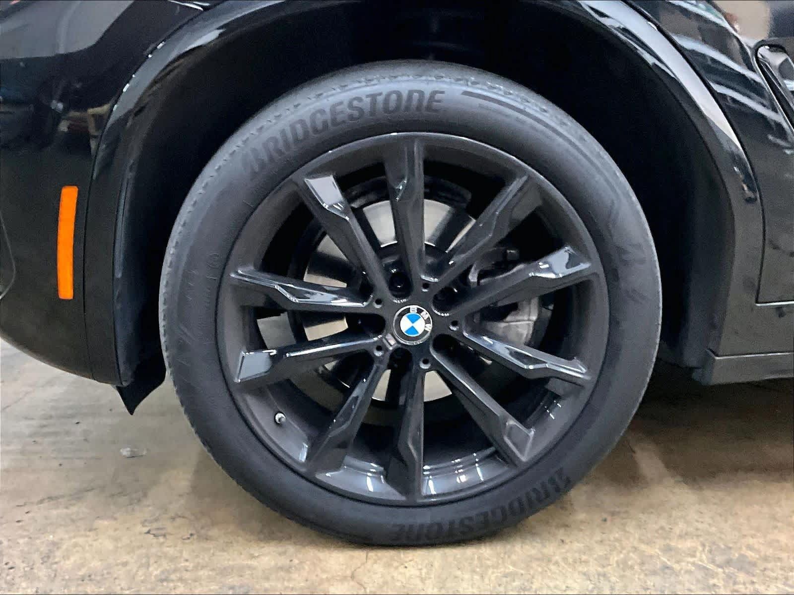 Used 2024 BMW X3 xDrive30i w/ Premium Package AWD/4WD image 12
