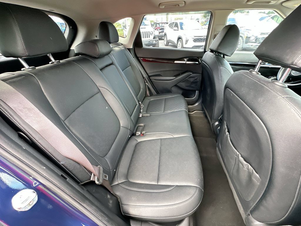 Used 2021 Kia Seltos EX AWD/4WD image 25