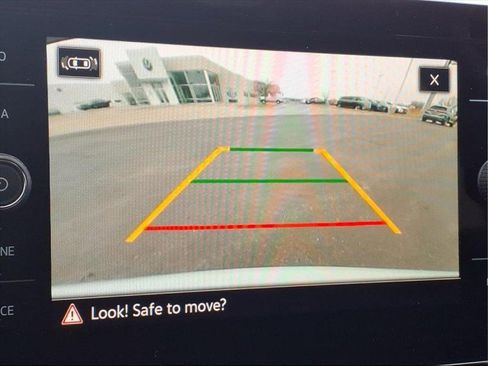 New 2026 Volkswagen Taos SEL image 15