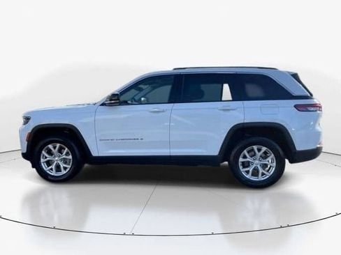 Used 2024 Jeep Grand Cherokee Limited image 6