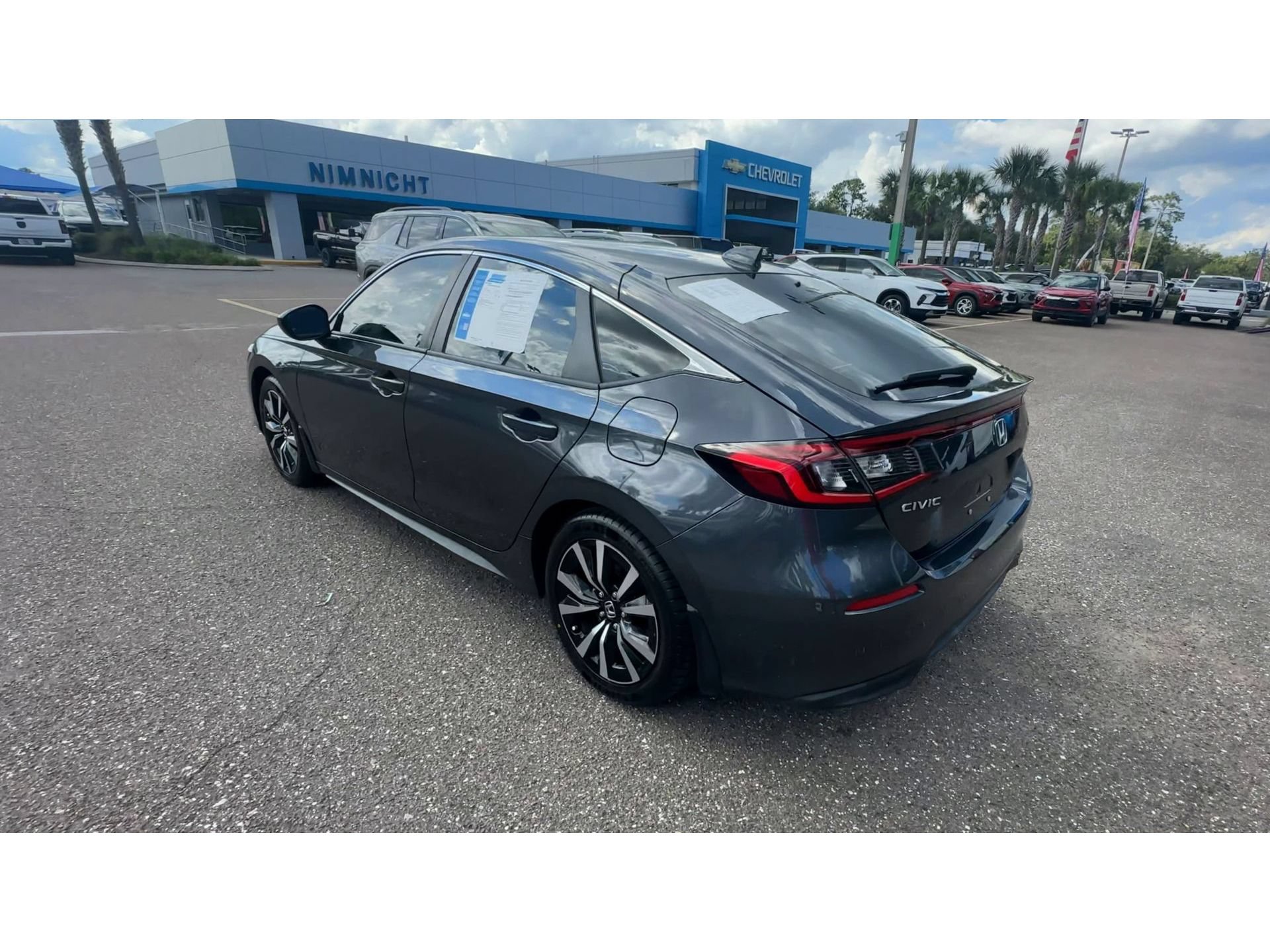 Used 2024 Honda Civic EX-L image 4
