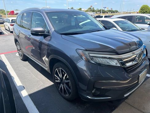 Used 2022 Honda Pilot Touring image 3