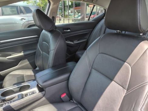 Used 2024 Nissan Altima 2.5 SL AWD/4WD image 7