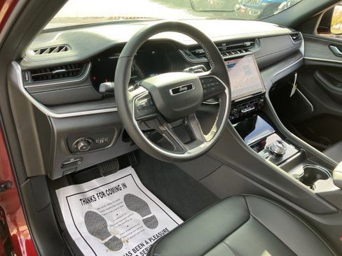 New 2025 Jeep Grand Cherokee Limited w/ Trailer Tow Package image 13