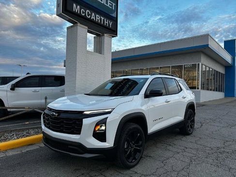 New 2026 Chevrolet Equinox LT w/ Midnight Edition image 2