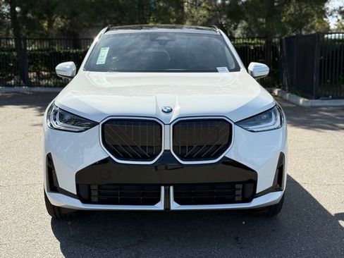 New 2026 BMW X3 xDrive30 w/ M Sport Package image 3