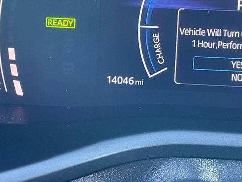 Used 2025 Toyota Camry LE image 40